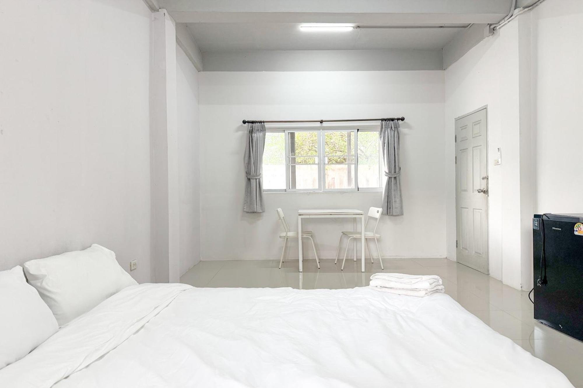Tf Apartment Chiang Mai Bagian luar foto