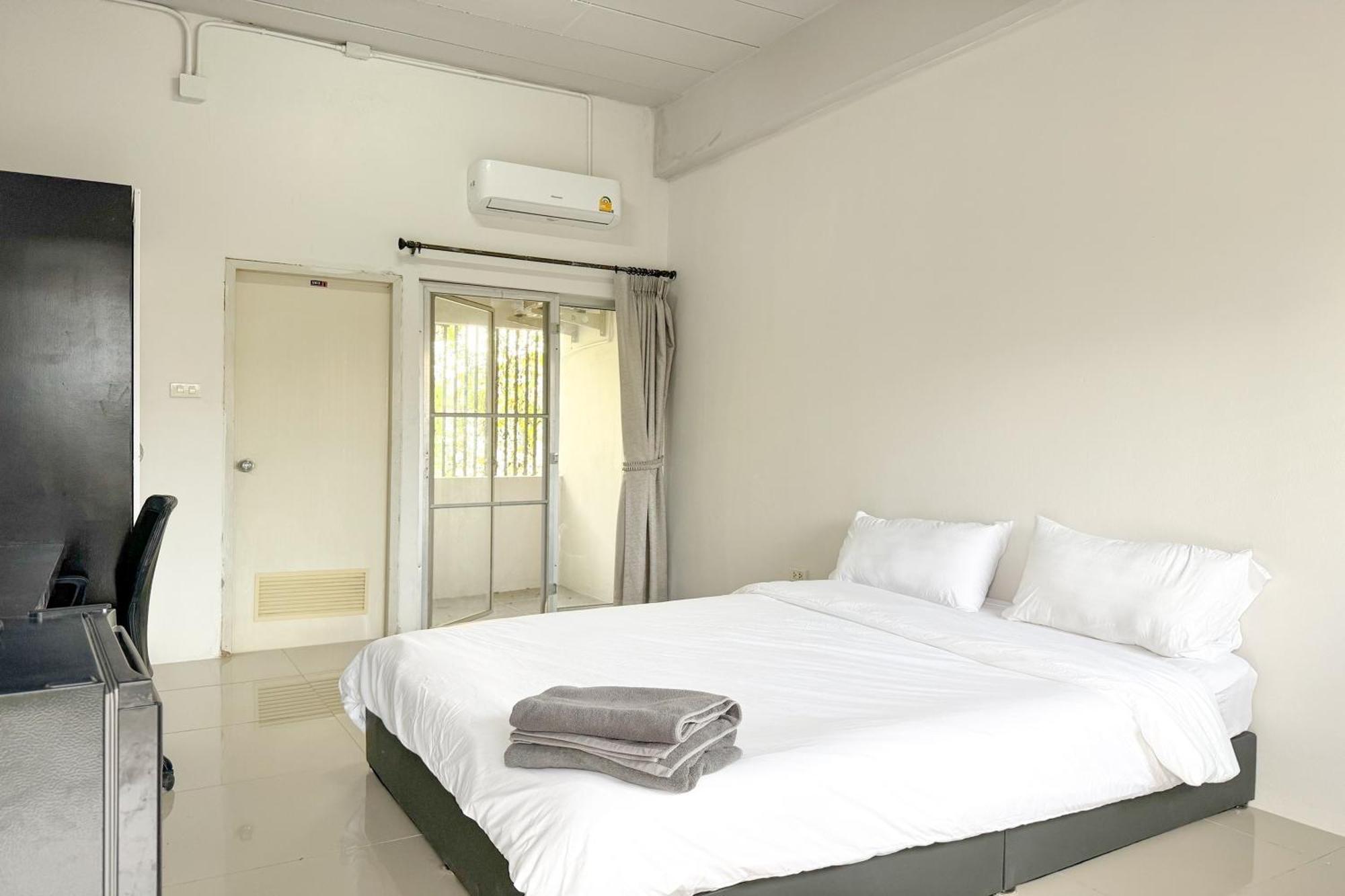 Tf Apartment Chiang Mai Bagian luar foto