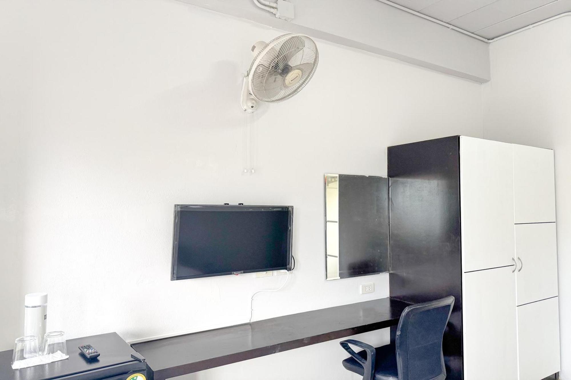 Tf Apartment Chiang Mai Bagian luar foto