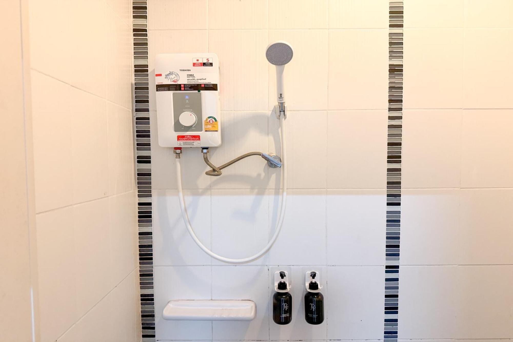 Tf Apartment Chiang Mai Bagian luar foto