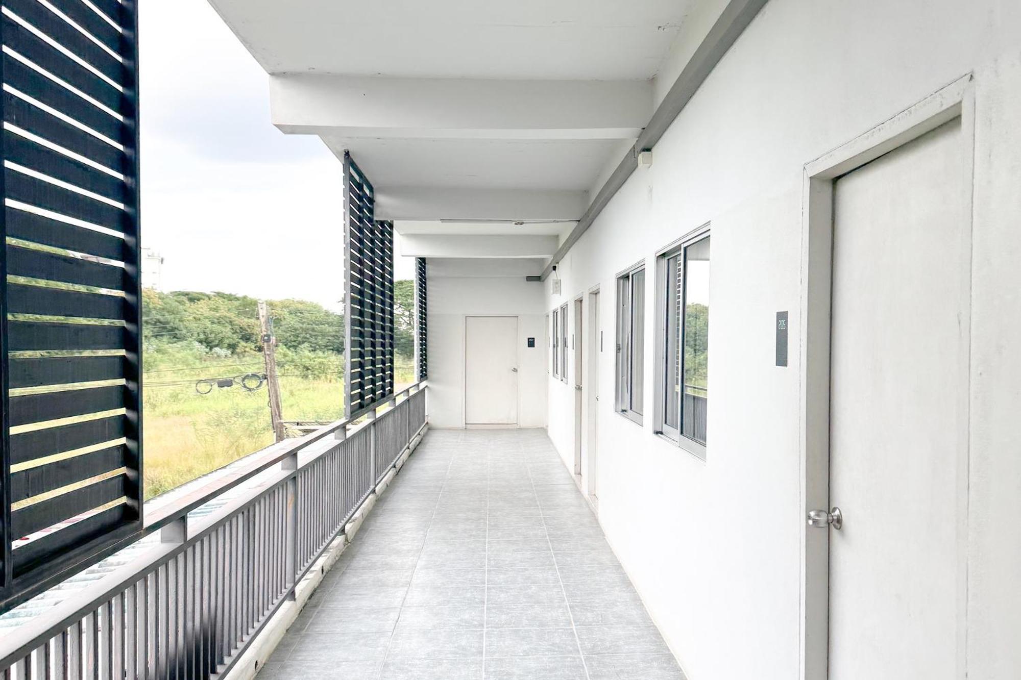 Tf Apartment Chiang Mai Bagian luar foto